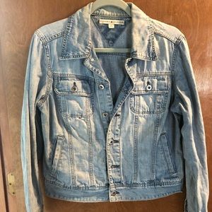 Tommy Hilfiger light-wash jean jacket